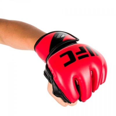 Перчатки MMA 5 унций S/M красные UFC UHK-69108