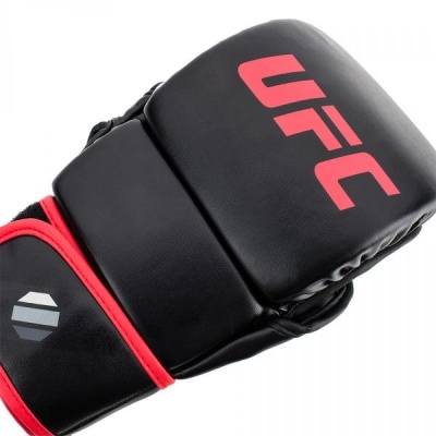 Перчатки MMA для спарринга 8 унций S/M черные UFC UHK-69145 / UHK-90073-20